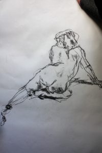 Lady back view life drawing - Tolbiny